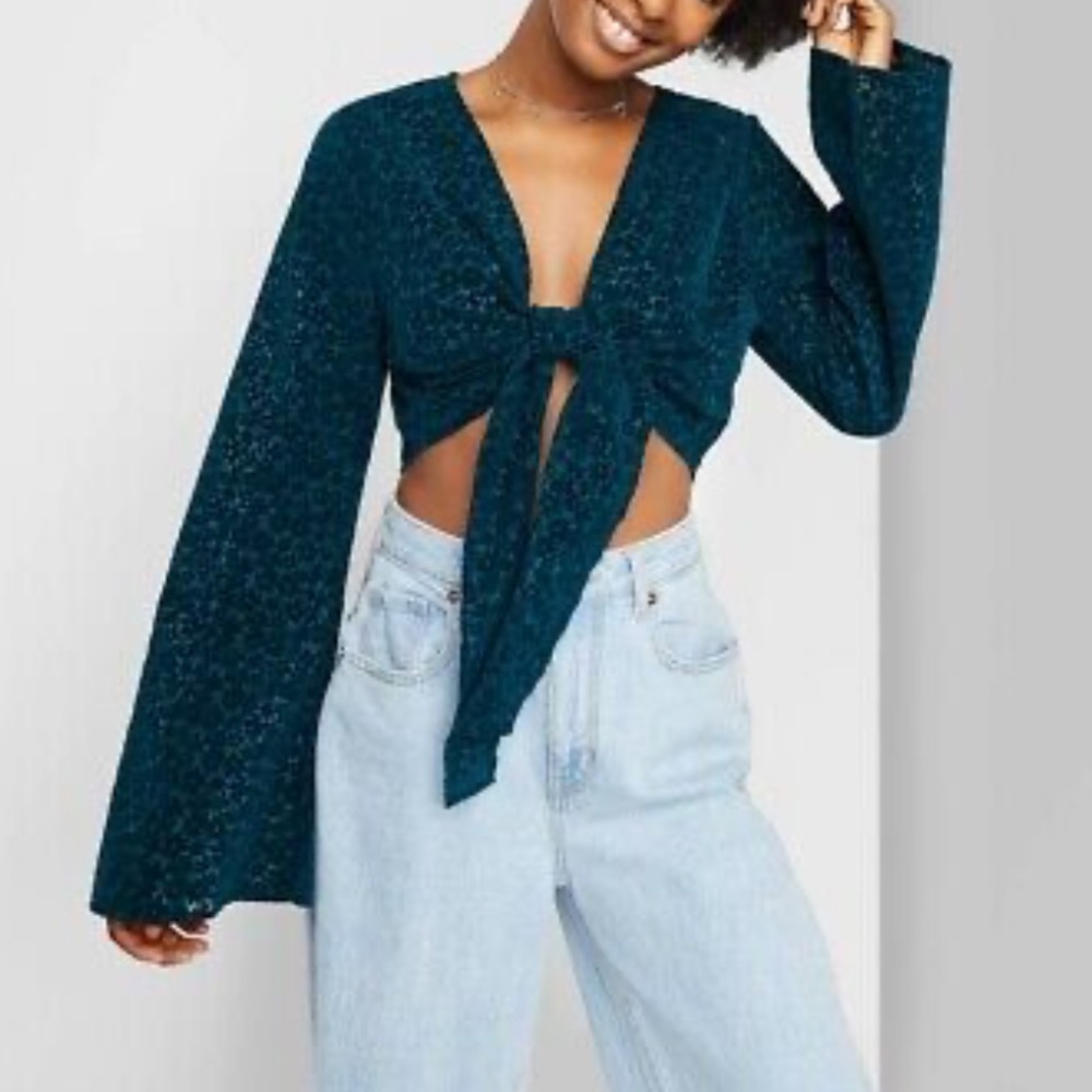 Wild Fable Cropped Bell-Sleeved Shirt